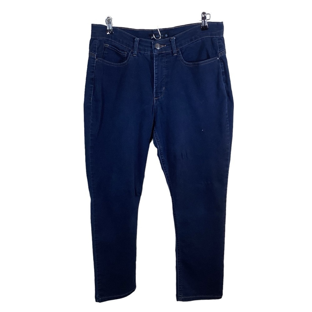 Lee’s  Easy Fit Women’s Denim Distressed Jeans.  Size 14P